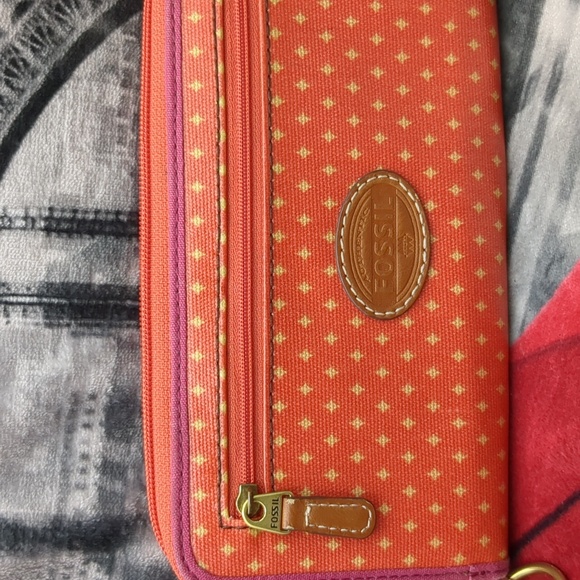 Fossil Keyper Wallet - Picture 2 of 12